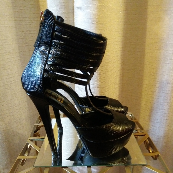 Black stiletto - Picture 2 of 4